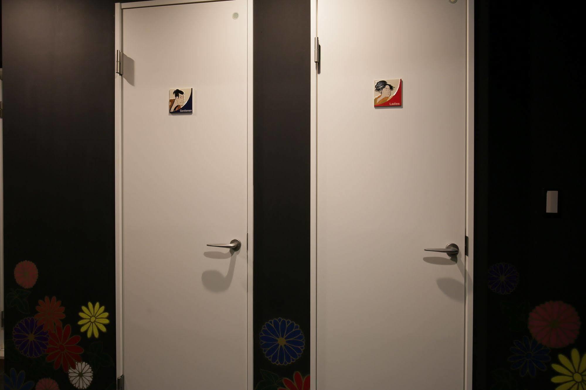 Samurais Hostel Ikebukuro Tokyo prefektur Exteriör bild