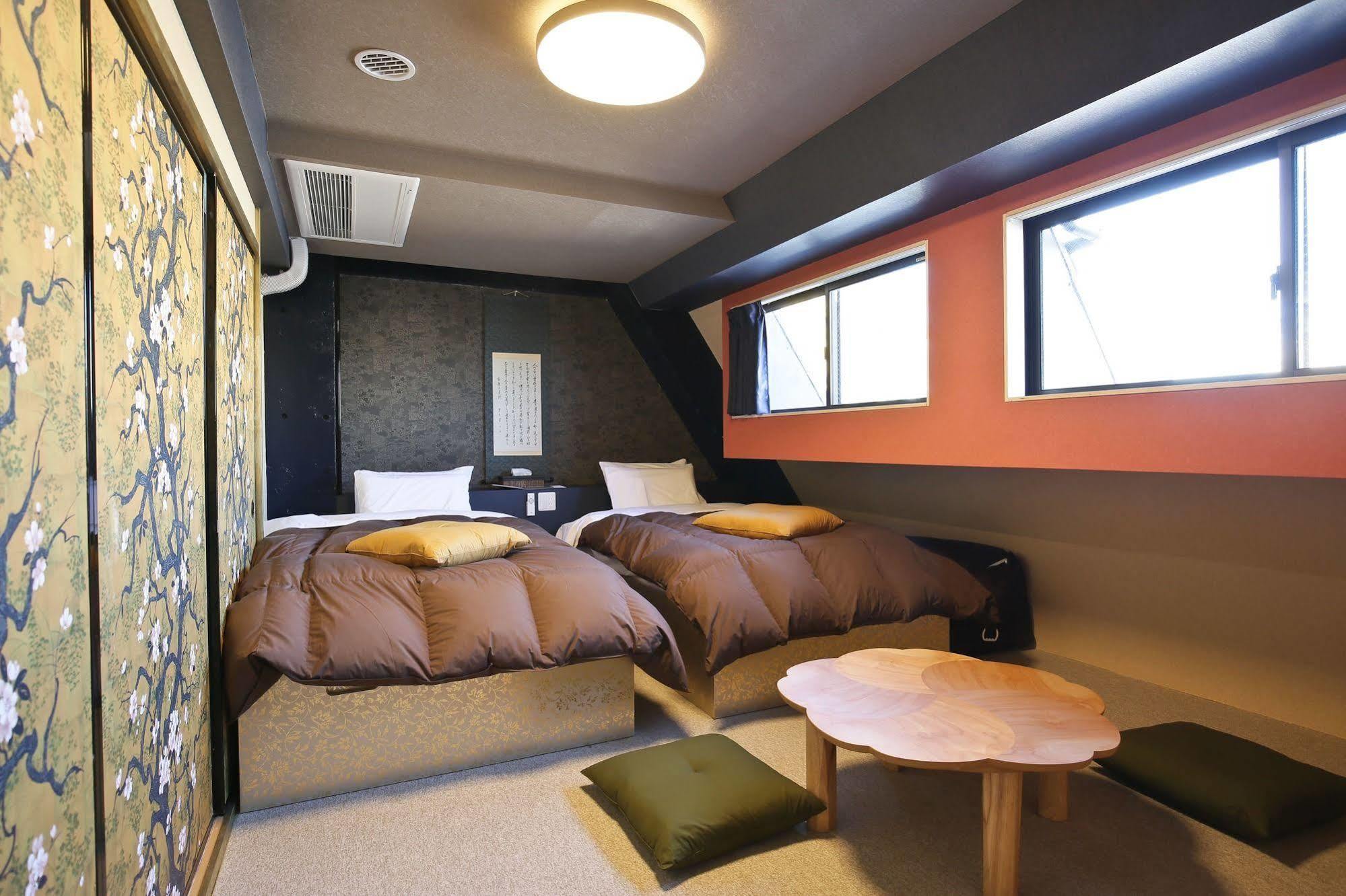 Samurais Hostel Ikebukuro Tokyo prefektur Exteriör bild